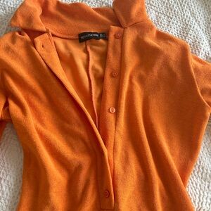 you can wear this as a loungewear, to bed or to the club. the world is yours